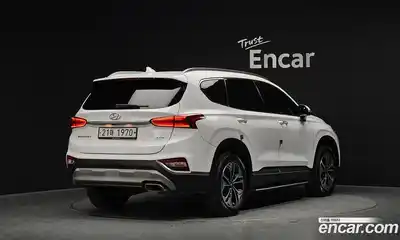 Hyundai Santa Fe 2019 2.0 Автомат в Москве № 608983, миниатюра 2