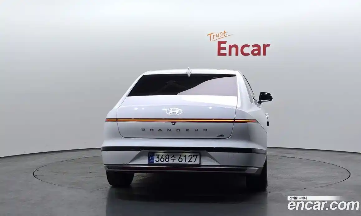 Hyundai Grandeur 2023 1.6 Автомат в Москве № 609012, фото 4