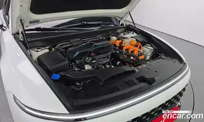 Hyundai Grandeur 2023 1.6 Автомат в Москве № 609012, миниатюра 6