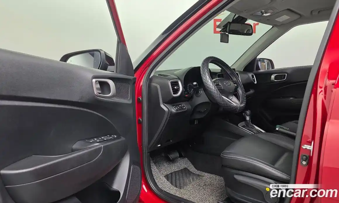 Hyundai Venue 2022 1.6 Автомат в Москве № 609203, фото 11