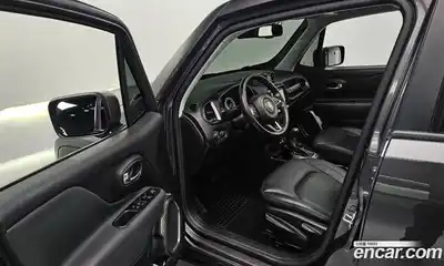 Jeep Renegade 2021 2.4 Автомат в Москве № 609483, миниатюра 11
