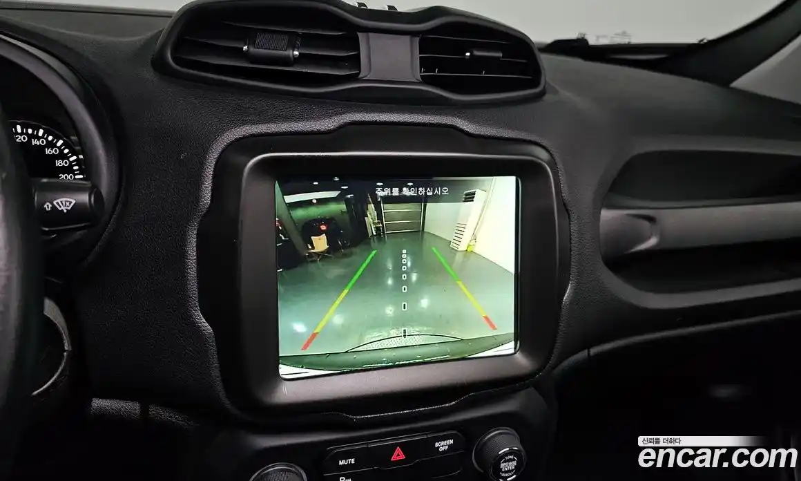 Jeep Renegade 2021 2.4 Автомат в Москве № 609483, фото 15