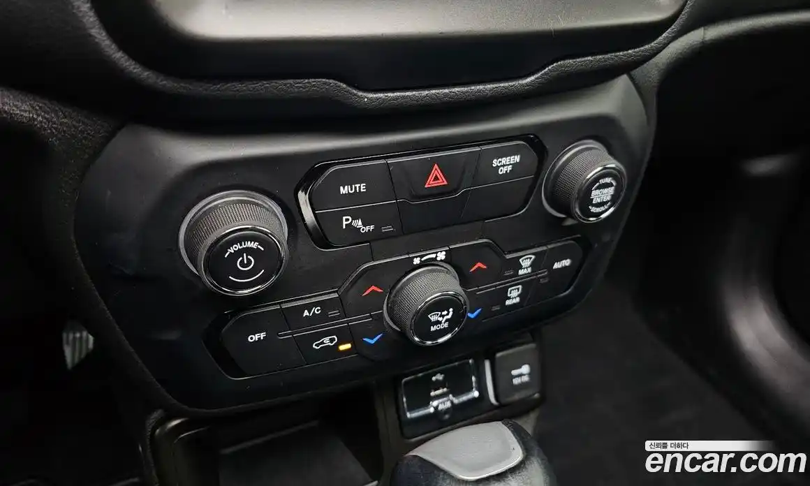 Jeep Renegade 2021 2.4 Автомат в Москве № 609483, фото 19