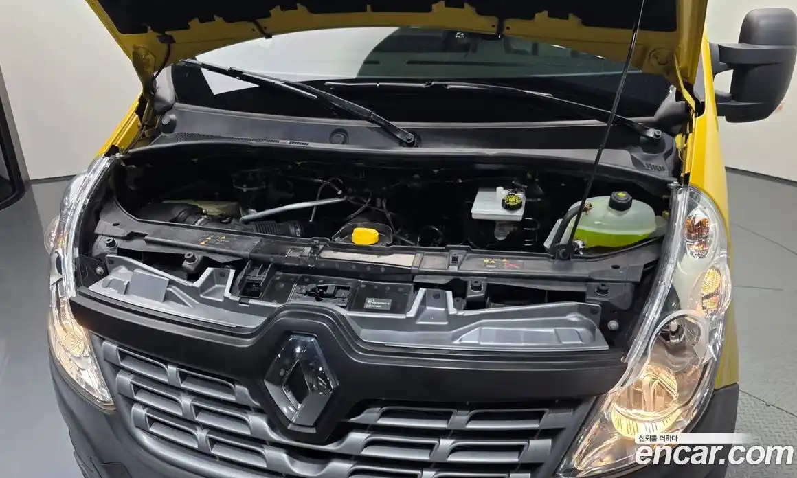 Renault Master 2019 2.3 Механическая в Москве № 609751, фото 6