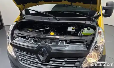 Renault Master 2019 2.3 Механическая в Москве № 609751, миниатюра 6