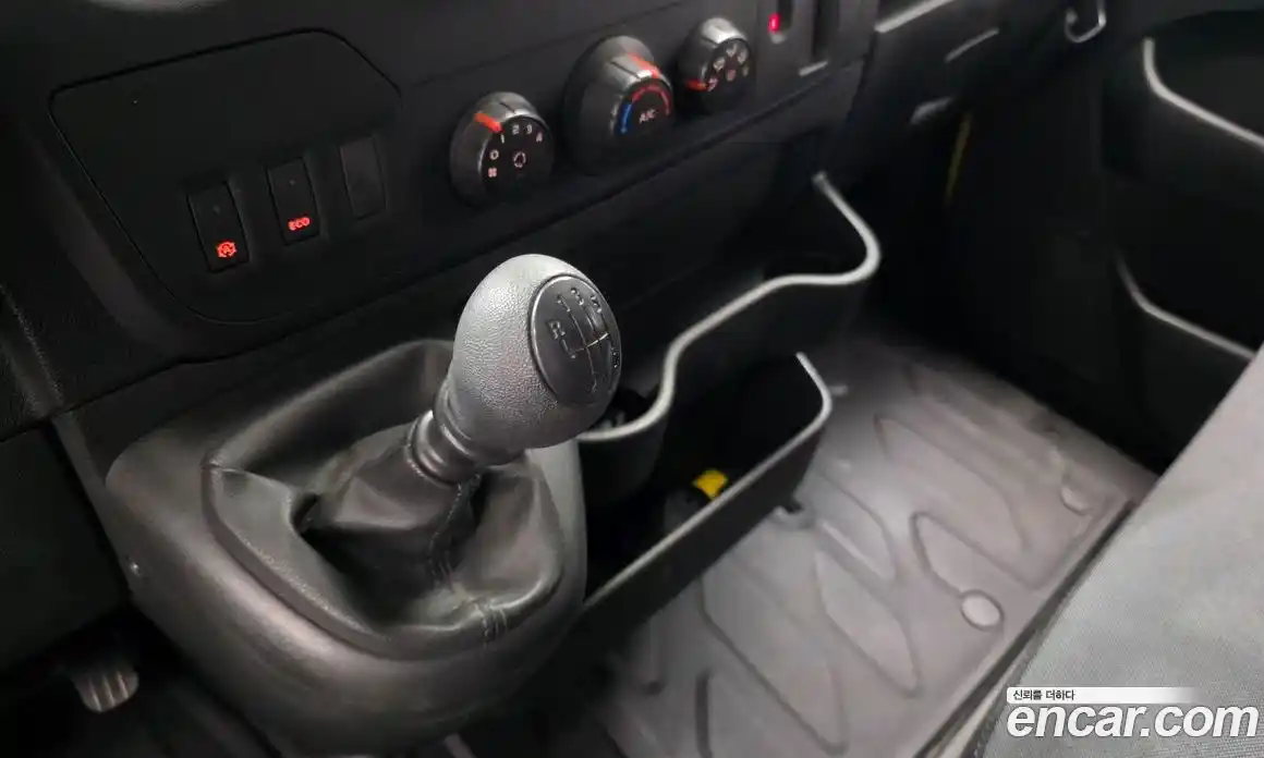 Renault Master 2019 2.3 Механическая в Москве № 609751, фото 9