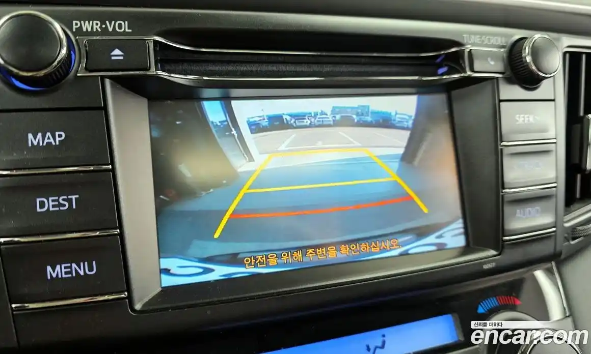 Toyota RAV4 2018 2.5 Автомат в Москве № 609807, фото 15