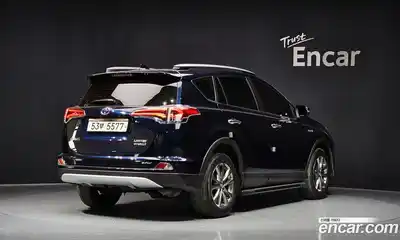 Toyota RAV4 2018 2.5 Автомат в Москве № 609807, миниатюра 2