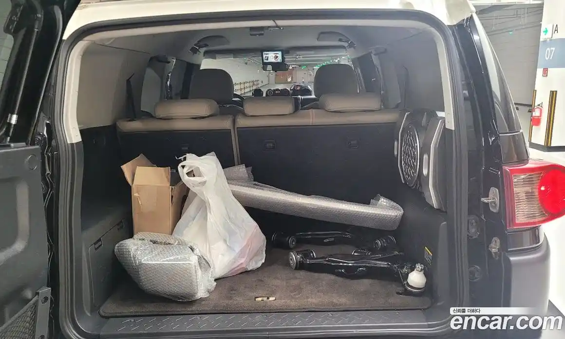 Toyota FJ Cruiser 2007 4.0 Автомат в Москве № 609949, фото 19