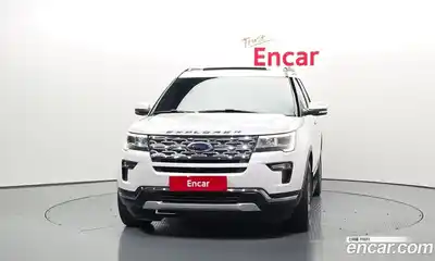 Ford Explorer 2018 2.3 Автомат в Москве № 610146, миниатюра 3