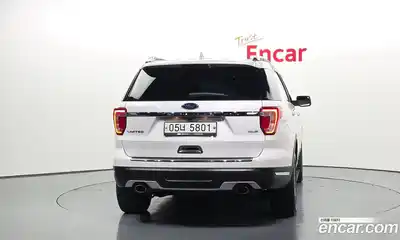 Ford Explorer 2018 2.3 Автомат в Москве № 610146, миниатюра 4