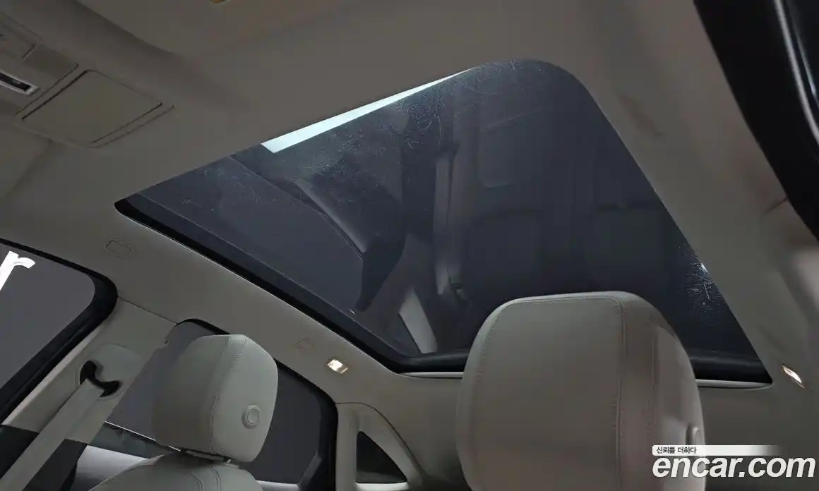 Jaguar E-Pace 2018 2.0 Автомат в Москве № 610782, фото 14