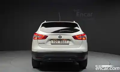 Nissan Qashqai 2016 1.6 Автомат в Москве № 611338, миниатюра 4