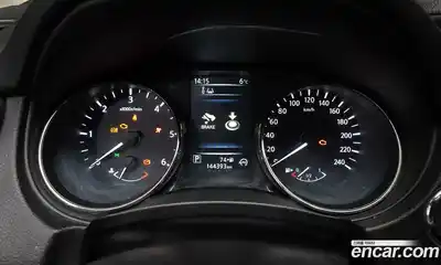 Nissan Qashqai 2016 1.6 Автомат в Москве № 611338, миниатюра 8