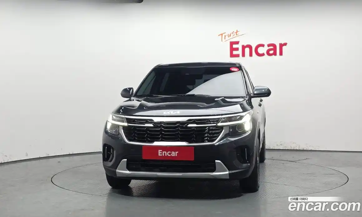 Kia Seltos 2024 1.6 Автомат в Москве № 611429, фото 3