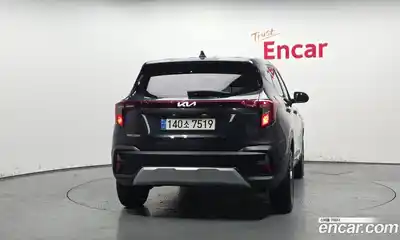 Kia Seltos 2024 1.6 Автомат в Москве № 611429, миниатюра 4