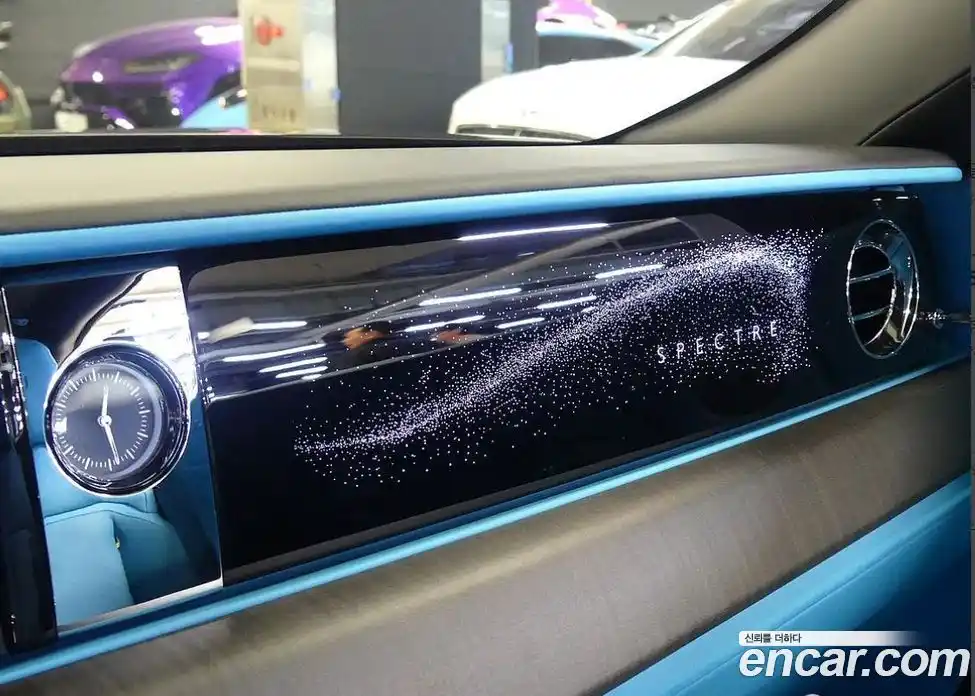 Rolls-Royce Spectre 2025 0.3 Автомат в Москве № 611797, фото 15