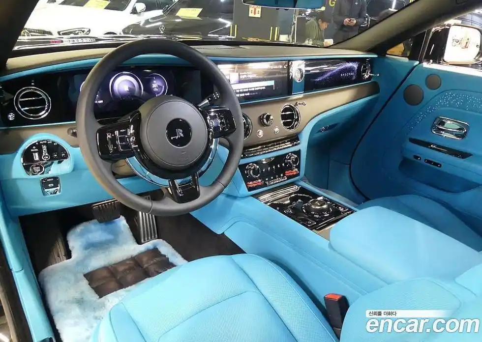 Rolls-Royce Spectre 2025 0.3 Автомат в Москве № 611797, фото 4