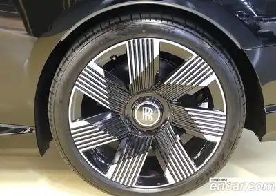 Rolls-Royce Spectre 2025 0.3 Автомат в Москве № 611797, миниатюра 8