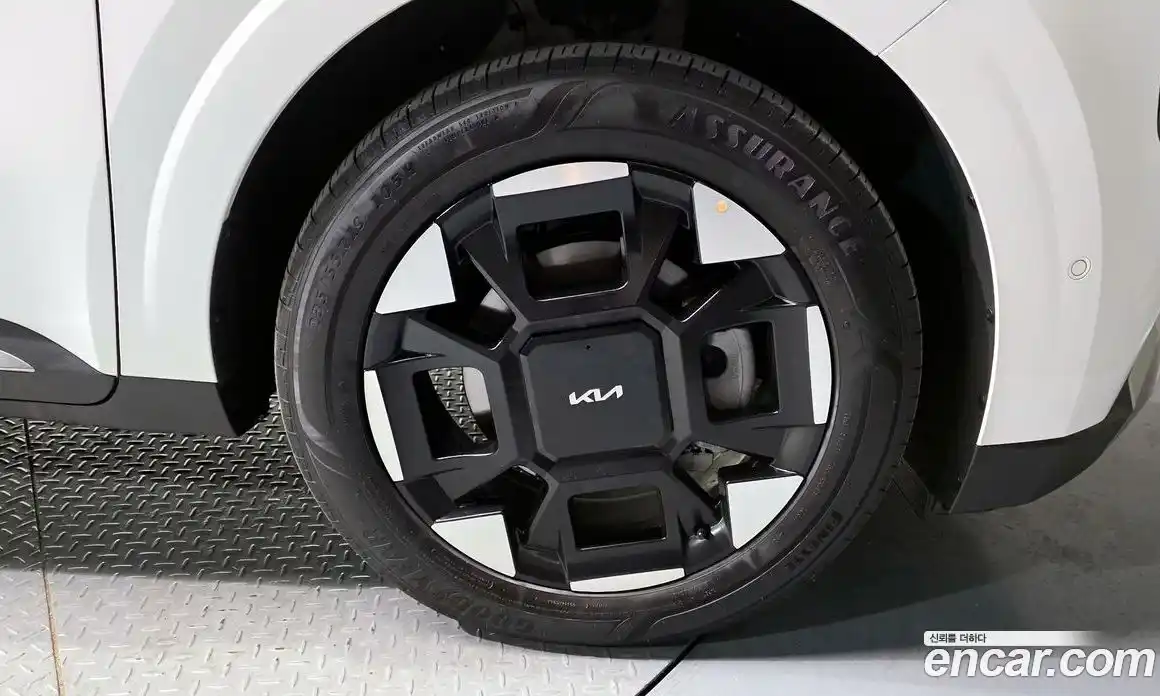 Kia Canival 2024 1.6 Автомат в Москве № 612205, фото 4