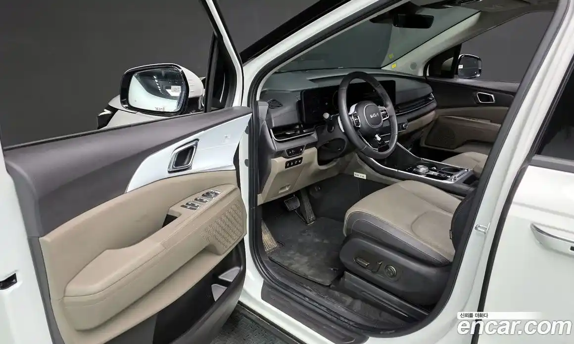 Kia Canival 2024 1.6 Автомат в Москве № 612205, фото 9