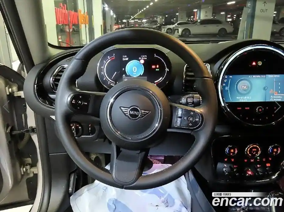 Mini Clubman 2022 Автомат в Москве № 612590, фото 8