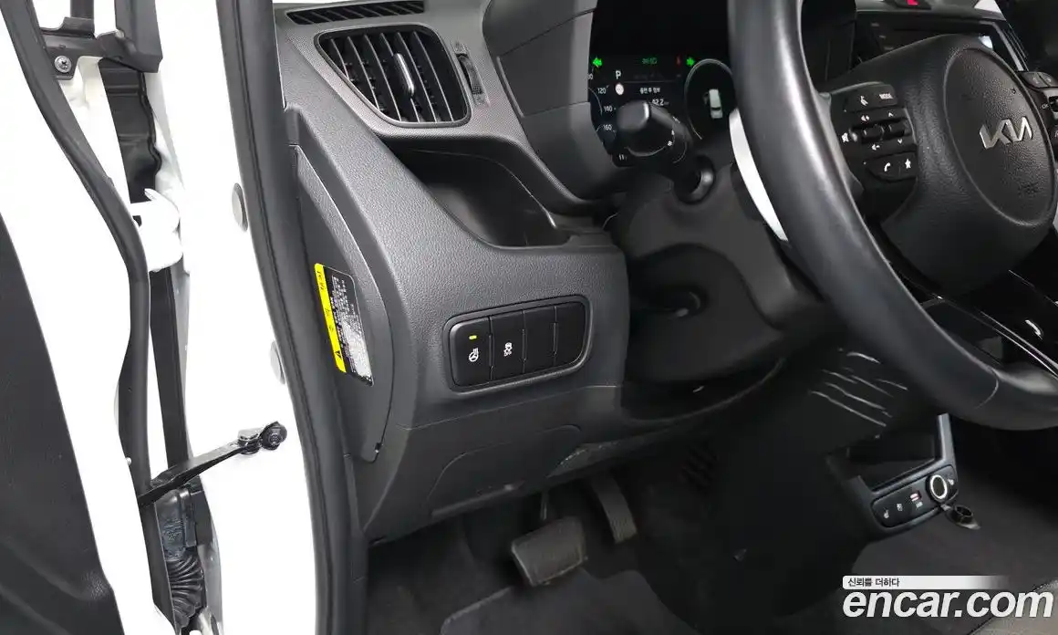 Kia Ray 2024 0.1 Автомат в Москве № 612650, фото 12