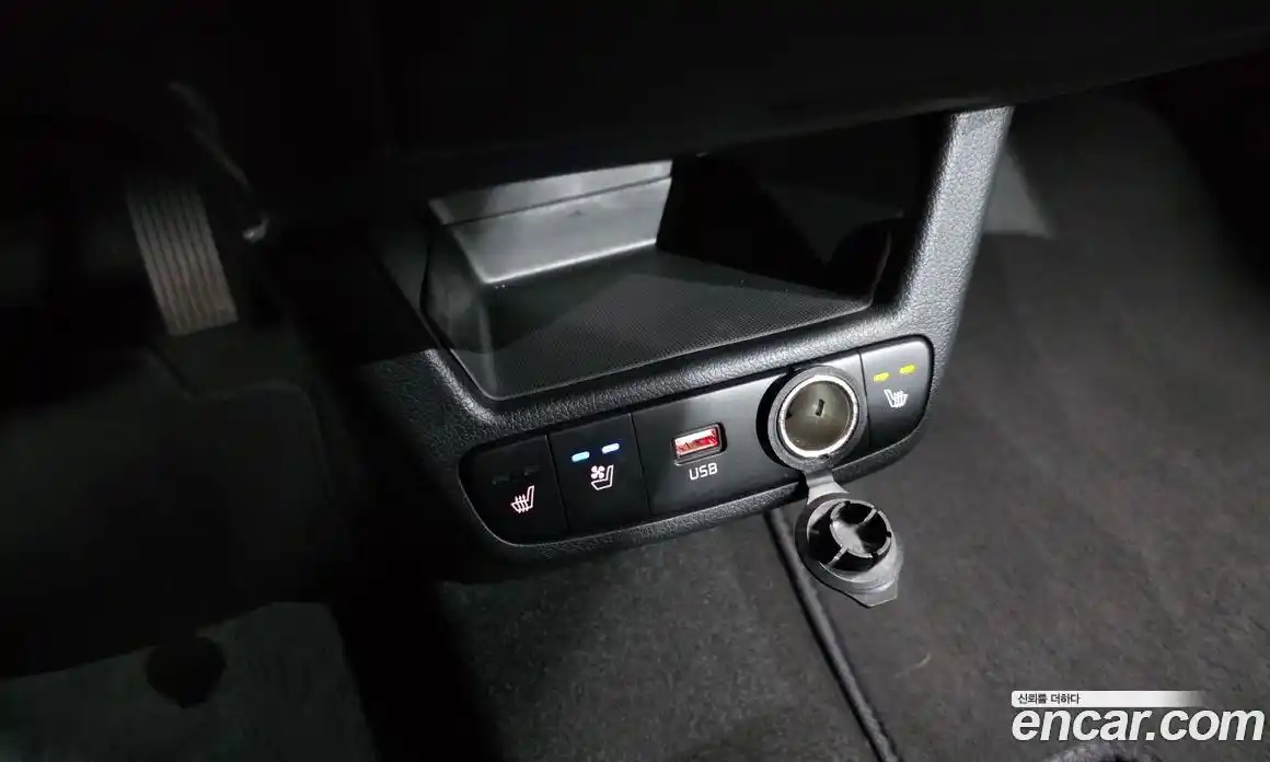 Kia Ray 2024 0.1 Автомат в Москве № 612650, фото 17