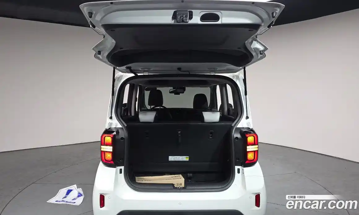 Kia Ray 2024 0.1 Автомат в Москве № 612650, фото 19