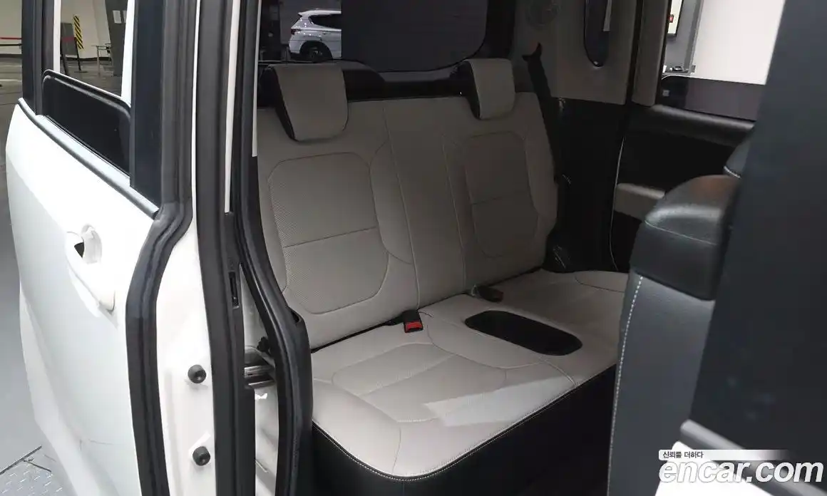 Kia Ray 2024 0.1 Автомат в Москве № 612650, фото 10