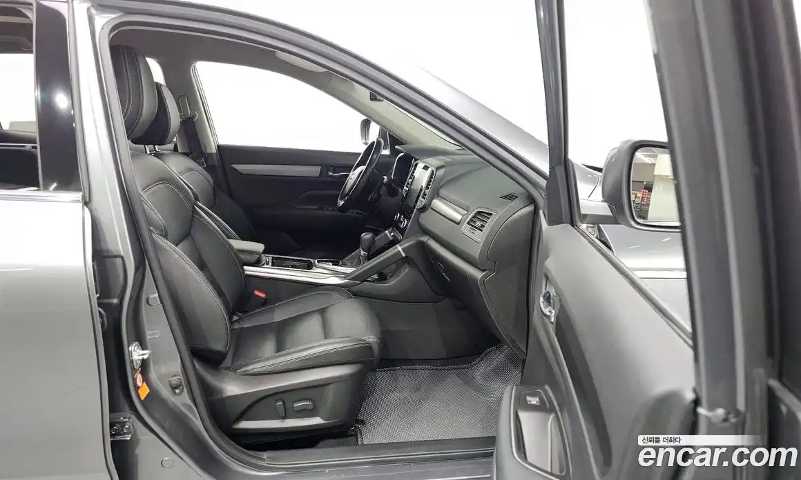 Renault QM6 2023 2.0 Автомат в Москве № 612727, фото 11