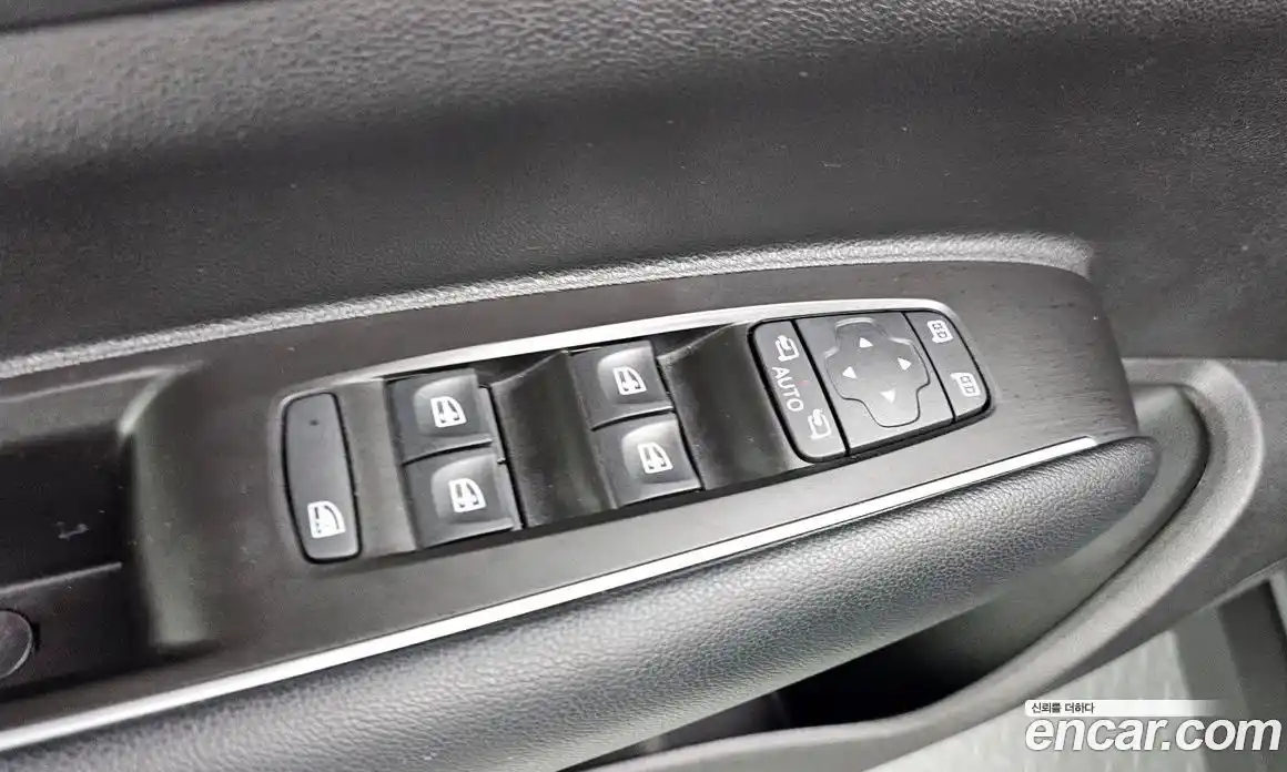 Renault QM6 2023 2.0 Автомат в Москве № 612727, фото 17