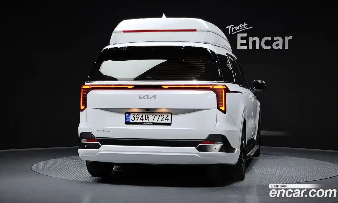 Kia Canival 2024 3.5 Автомат в Москве № 612819, фото 4