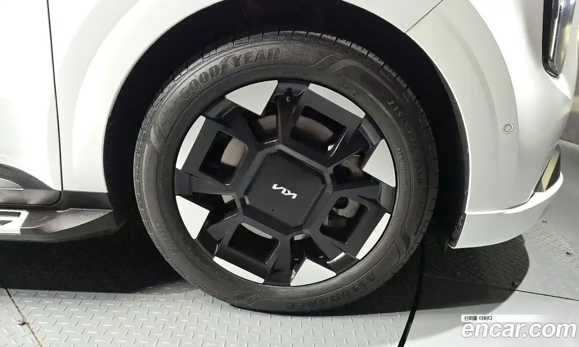 Kia Canival 2024 3.5 Автомат в Москве № 612819, фото 5