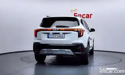 Kia Seltos 2024 1.6 Автомат в Москве № 612997, миниатюра 4