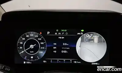 Kia Canival 2023 2.2 Автомат в Москве № 613048, миниатюра 8