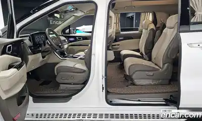 Kia Canival 2023 2.2 Автомат в Москве № 613048, миниатюра 10