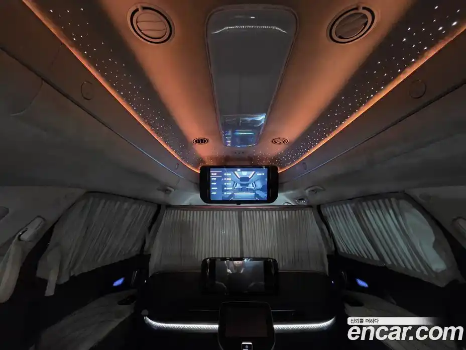 Kia Canival 2023 3.5 Автомат в Москве № 613100, фото 16