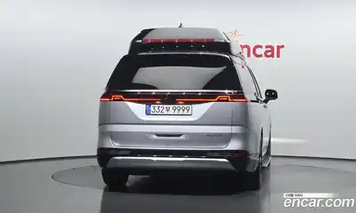 Kia Canival 2023 3.5 Автомат в Москве № 613100, миниатюра 4