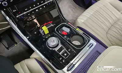 Kia Canival 2023 3.5 Автомат в Москве № 613100, миниатюра 9