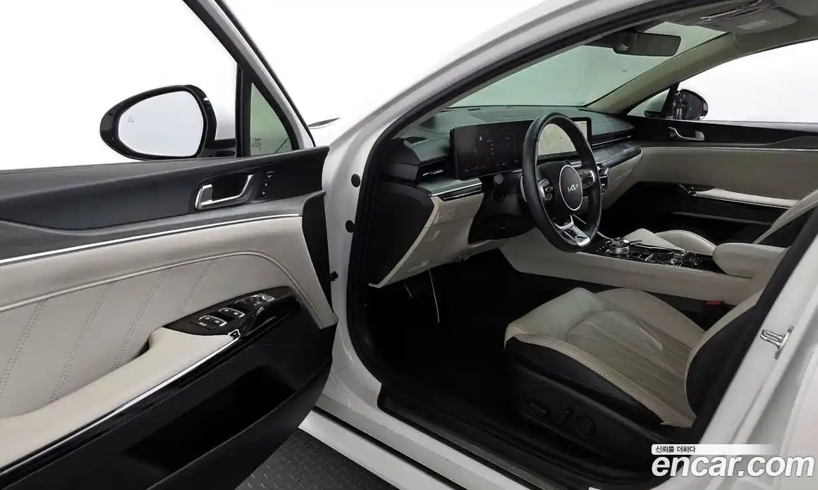 Kia K5 2024 2.0 Автомат в Москве № 613102, фото 10