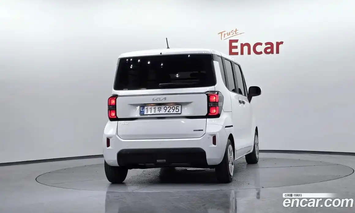 Kia Ray 2023 1.0 Автомат в Москве № 613117, фото 3