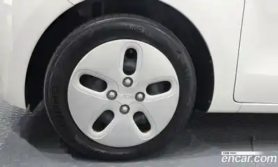 Kia Ray 2023 1.0 Автомат в Москве № 613117, миниатюра 4