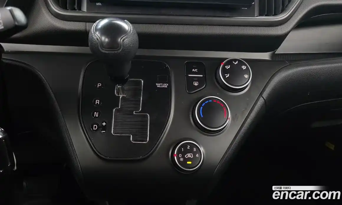 Kia Ray 2023 1.0 Автомат в Москве № 613117, фото 8