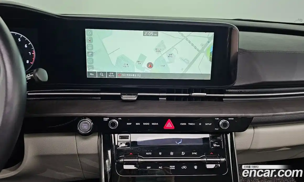 Kia Canival 2023 3.5 Автомат в Москве № 613171, фото 14