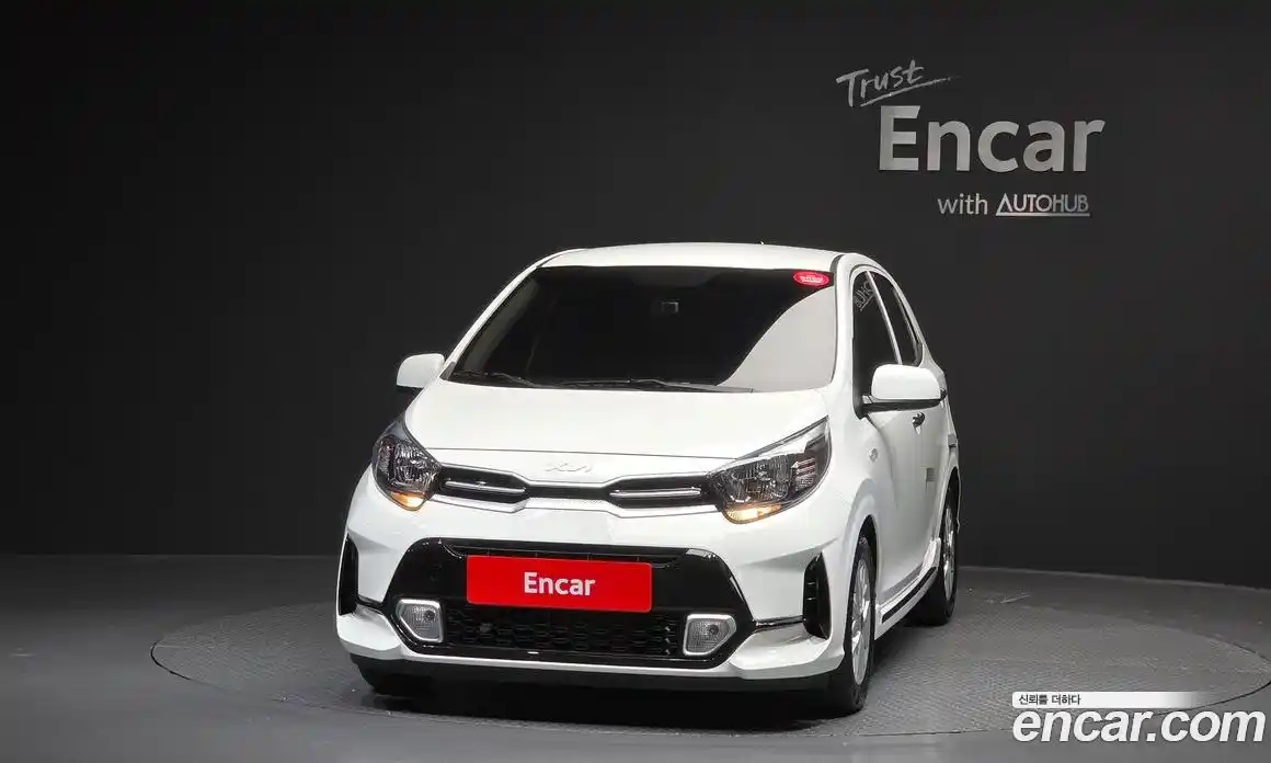 Kia Morning 2023 1.0 Автомат в Москве № 613173, фото 3