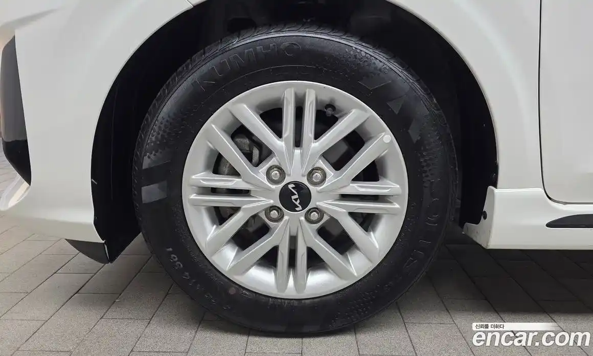 Kia Morning 2023 1.0 Автомат в Москве № 613173, фото 5