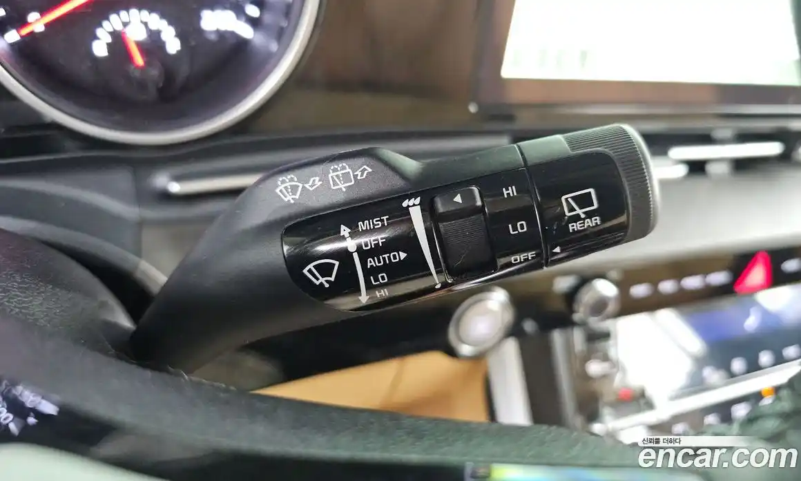 Kia Canival 2023 2.2 Автомат в Москве № 613822, фото 15