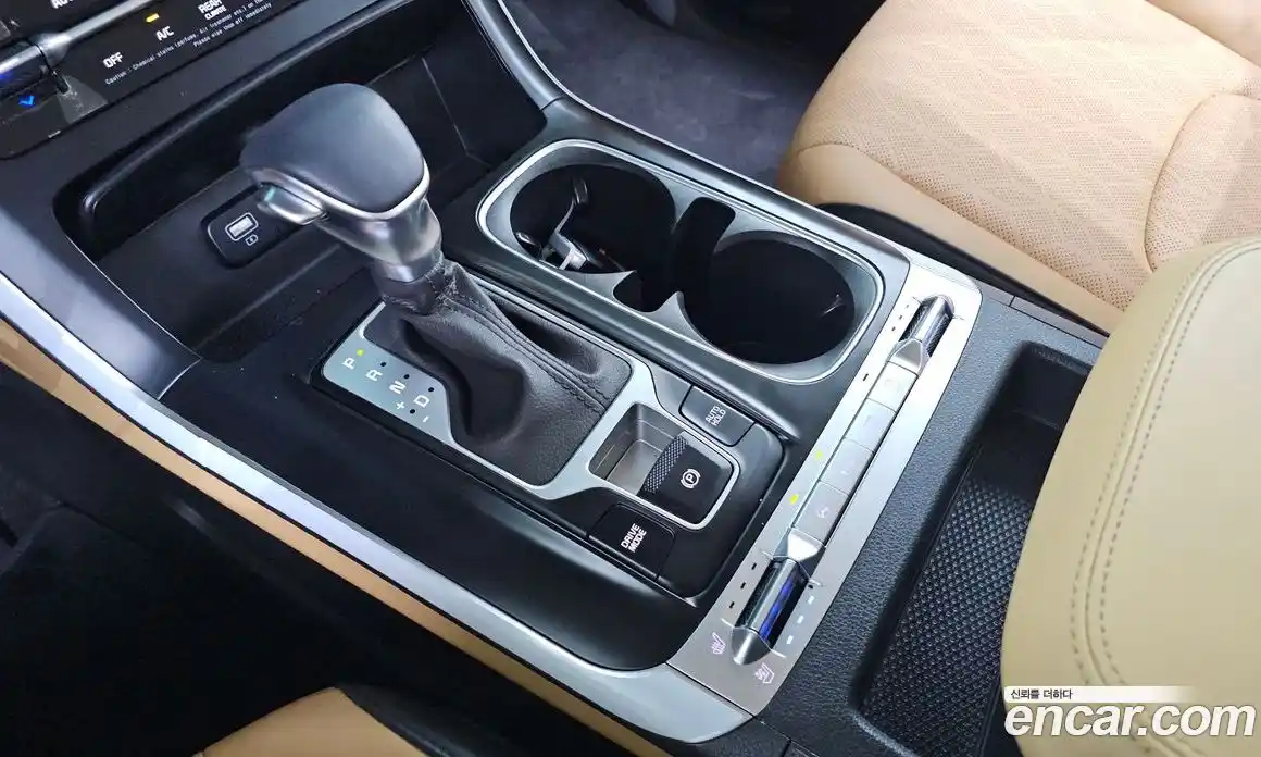 Kia Canival 2023 2.2 Автомат в Москве № 613822, фото 9