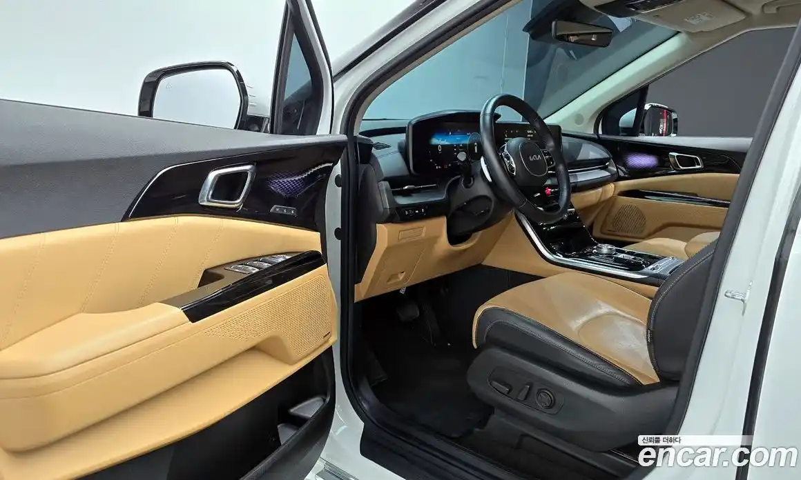 Kia Canival 2023 2.2 Автомат в Москве № 614090, фото 11